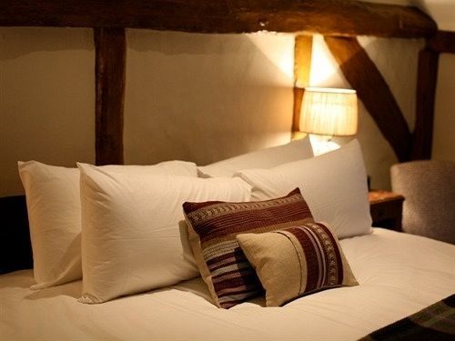 Bel And The Dragon-Cookham Hotell Exteriör bild